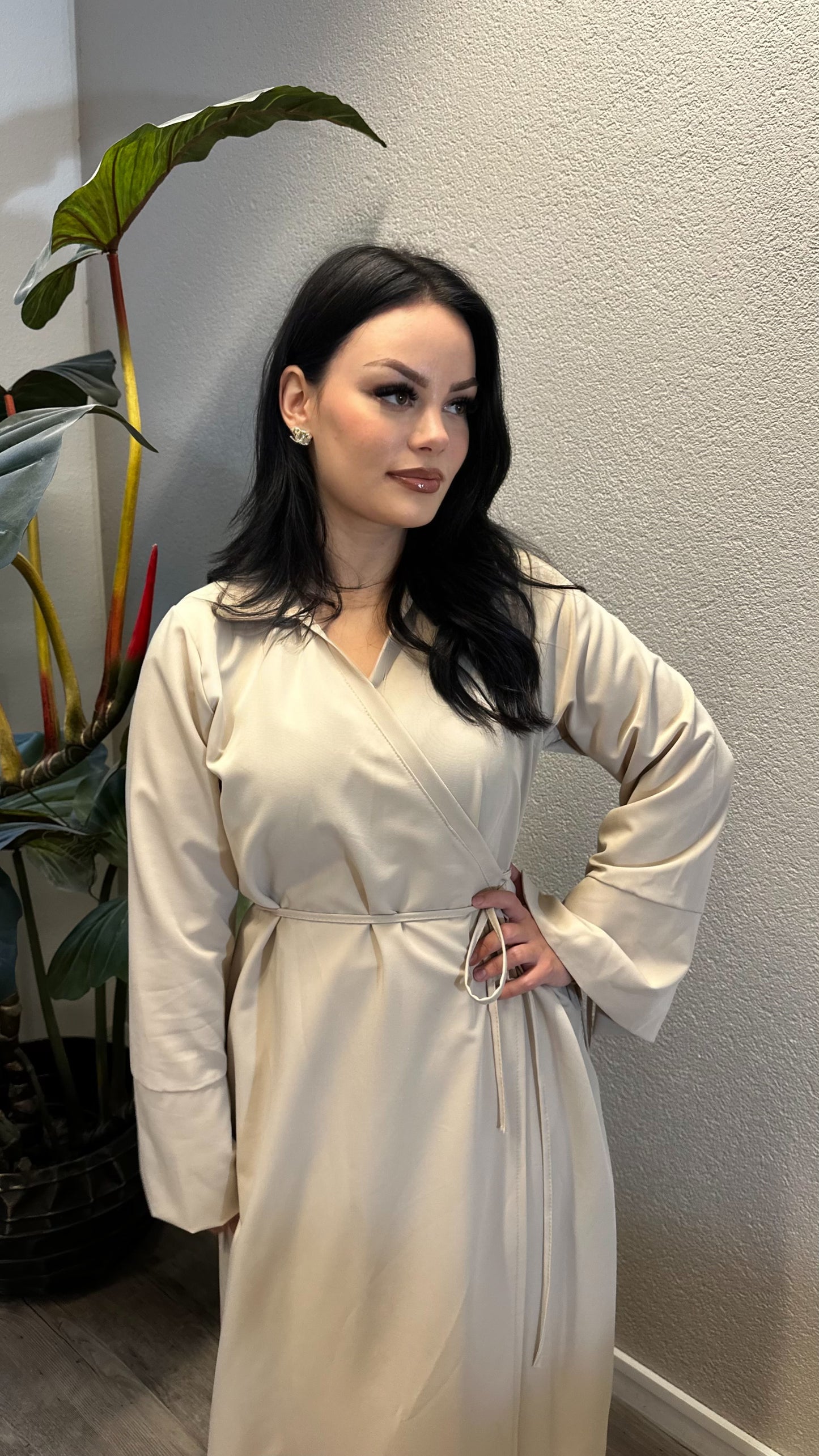 Yasmine - Layover abaya beige